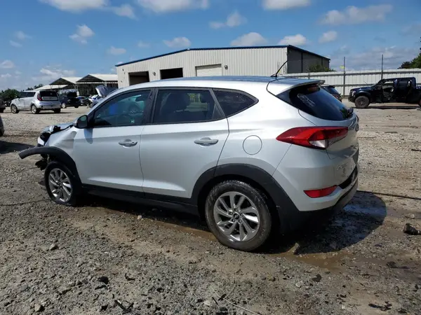 KM8J23A47JU765942 2018 HYUNDAI TUCSON - Image 2