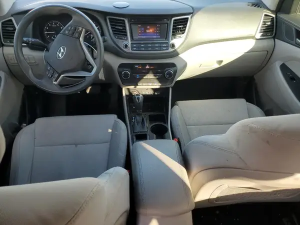KM8J23A47JU767559 2018 HYUNDAI TUCSON - Image 8
