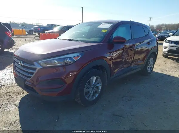 KM8J23A47JU808059 2018 HYUNDAI TUCSON - Image 2