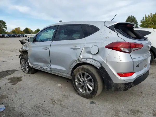 KM8J23A47JU809275 2018 HYUNDAI TUCSON - Image 2