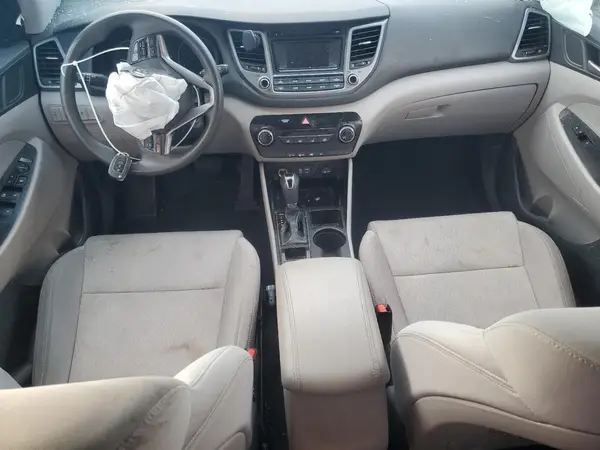 KM8J23A47JU809275 2018 HYUNDAI TUCSON - Image 8