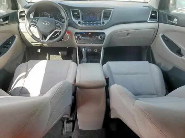 KM8J23A47JU810328 2018 HYUNDAI TUCSON - Image 8