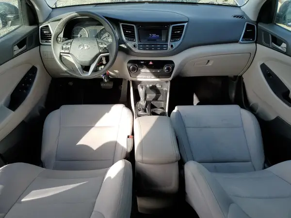 KM8J23A47JU811429 2018 HYUNDAI TUCSON - Image 8