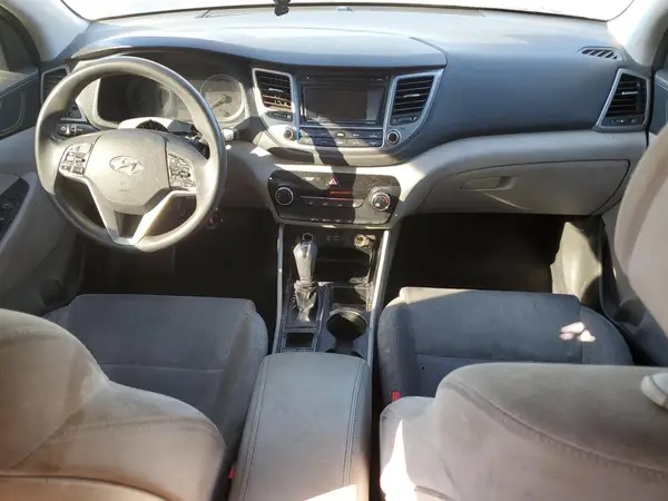 KM8J23A47JU814251 2018 HYUNDAI TUCSON - Image 8