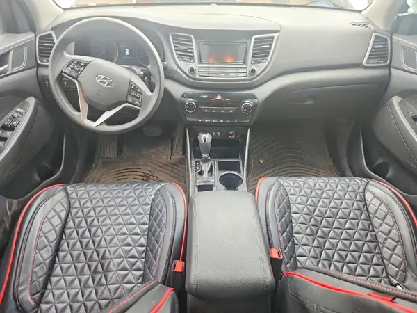 KM8J23A47JU827954 2018 HYUNDAI TUCSON - Image 8