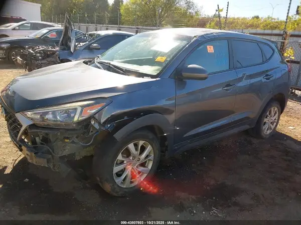 KM8J23A47KU006385 2019 HYUNDAI TUCSON - Image 2