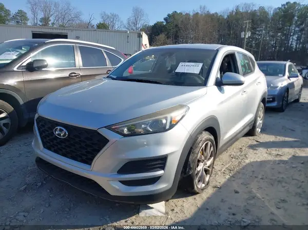 KM8J23A47KU010582 2019 HYUNDAI TUCSON - Image 2