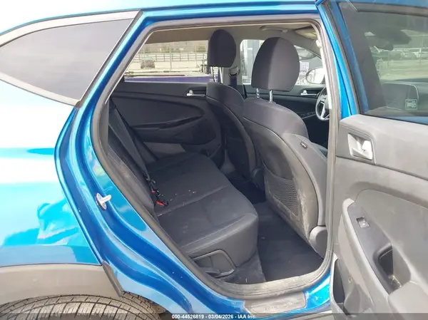 KM8J23A47KU019038 2019 HYUNDAI TUCSON - Image 8