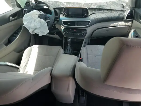 KM8J23A47KU019394 2019 HYUNDAI TUCSON - Image 8
