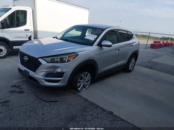 KM8J23A47KU854136 2019 HYUNDAI TUCSON - Image 2