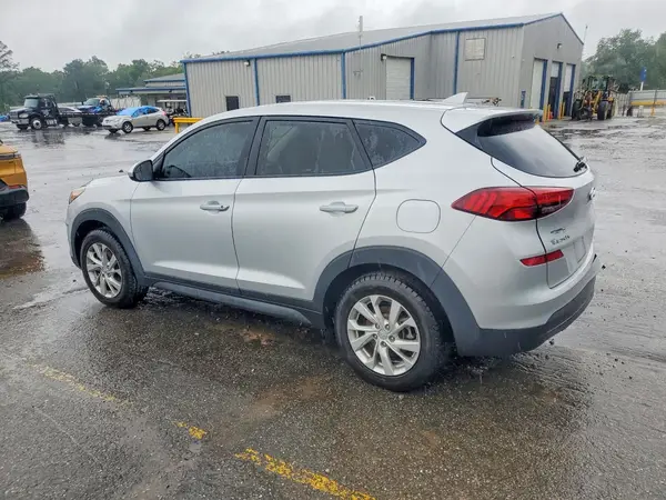 KM8J23A47KU886875 2019 HYUNDAI TUCSON - Image 2