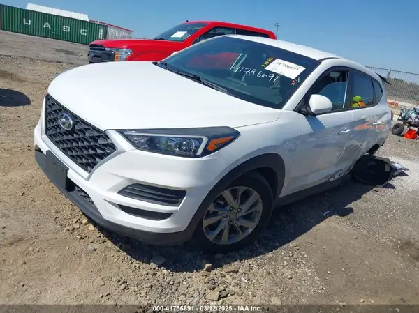 KM8J23A47KU913802 2019 HYUNDAI TUCSON - Image 2