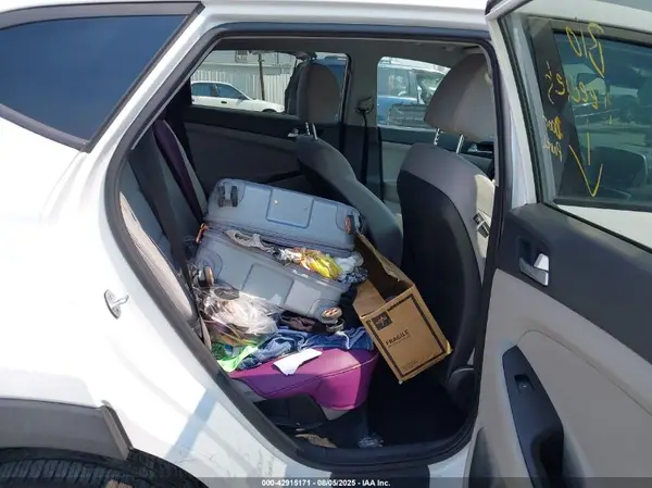 KM8J23A47KU922659 2019 HYUNDAI TUCSON - Image 8