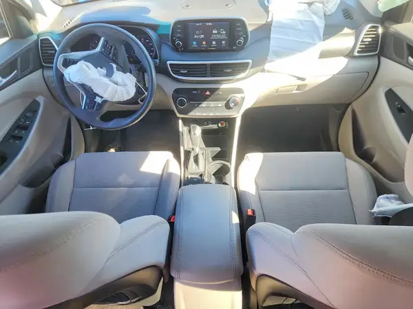 KM8J23A47KU926694 2019 HYUNDAI TUCSON - Image 8