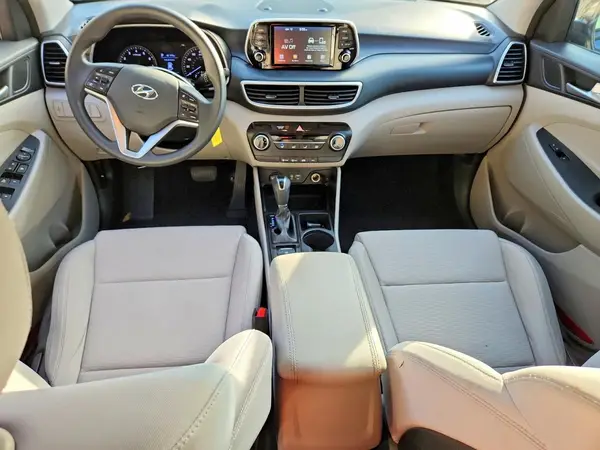 KM8J23A47KU957721 2019 HYUNDAI TUCSON - Image 8