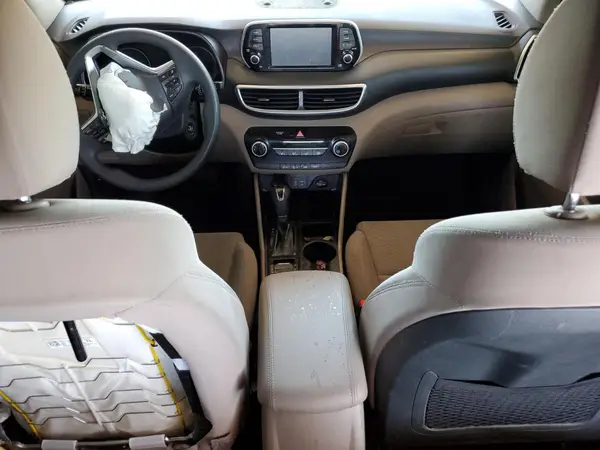 KM8J23A47KU964667 2019 HYUNDAI TUCSON - Image 8