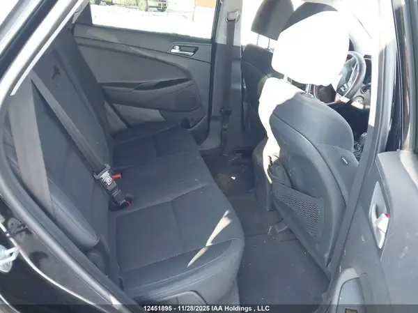 KM8J23A47KU988127 2019 HYUNDAI TUCSON - Image 8