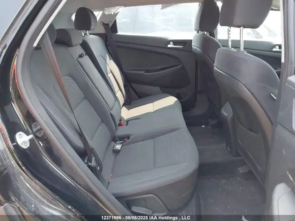 KM8J23A47KU989312 2019 HYUNDAI TUCSON - Image 8