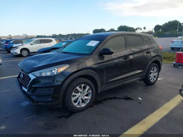 KM8J23A47LU095196 2020 HYUNDAI TUCSON - Image 2