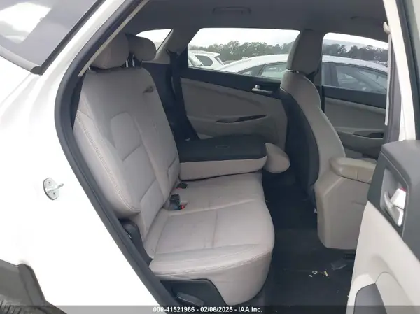 KM8J23A47LU112031 2020 HYUNDAI TUCSON - Image 8