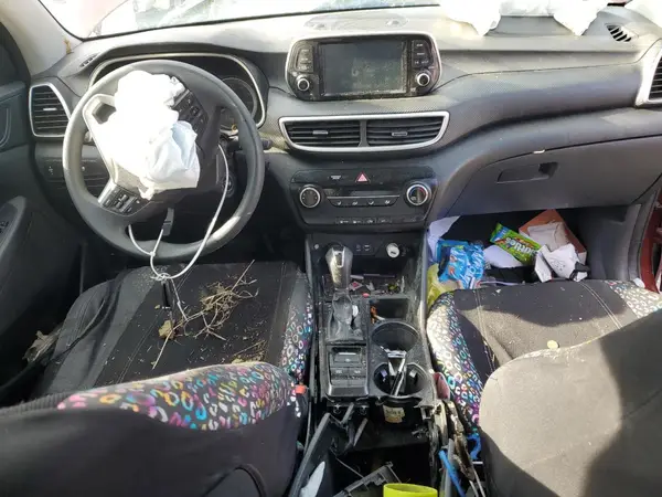 KM8J23A47LU163951 2020 HYUNDAI TUCSON - Image 8
