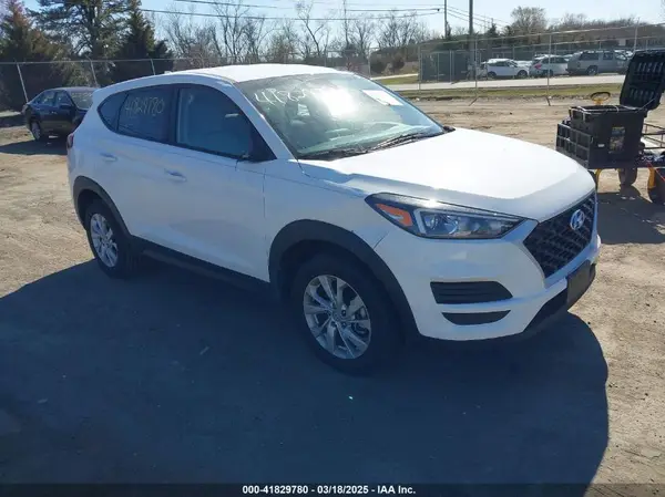 KM8J23A47MU327961 2021 HYUNDAI TUCSON - Image 1
