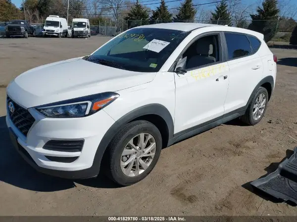 KM8J23A47MU327961 2021 HYUNDAI TUCSON - Image 2