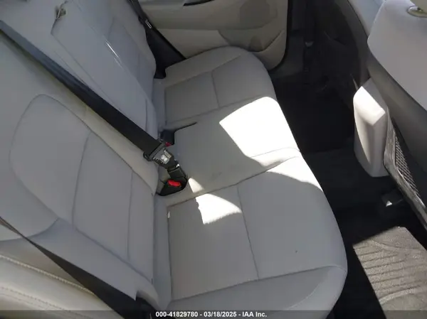 KM8J23A47MU327961 2021 HYUNDAI TUCSON - Image 8