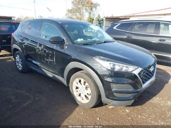 KM8J23A47MU375704 2021 HYUNDAI TUCSON - Image 1