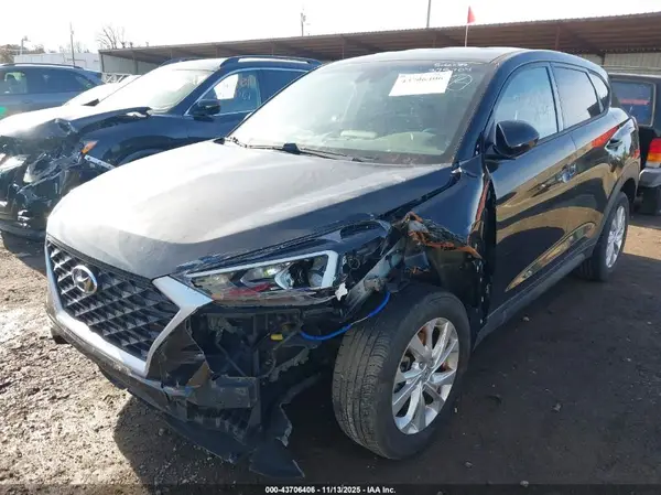 KM8J23A47MU375704 2021 HYUNDAI TUCSON - Image 2