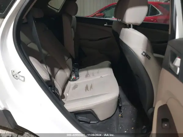 KM8J23A47MU393586 2021 HYUNDAI TUCSON - Image 8