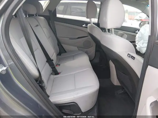 KM8J23A47MU401945 2021 HYUNDAI TUCSON - Image 8