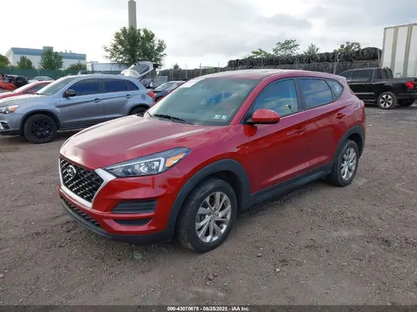 KM8J23A47MU412086 2021 HYUNDAI TUCSON - Image 2