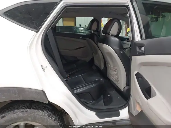 KM8J23A48GU089302 2016 HYUNDAI TUCSON - Image 8