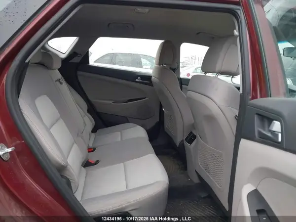 KM8J23A48GU134707 2016 HYUNDAI TUCSON - Image 8
