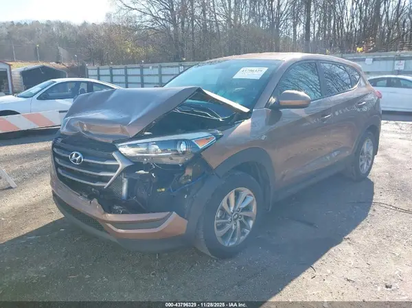 KM8J23A48GU139034 2016 HYUNDAI TUCSON - Image 2