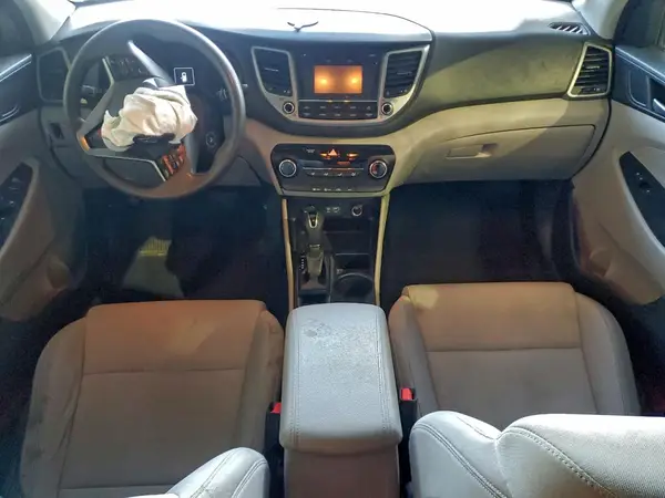 KM8J23A48GU144699 2016 HYUNDAI TUCSON - Image 8
