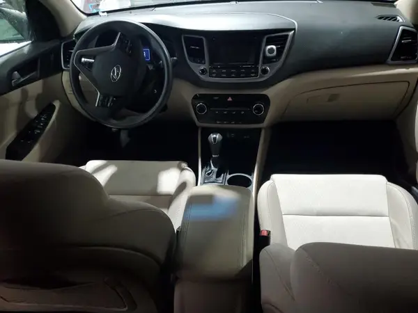 KM8J23A48GU158523 2016 HYUNDAI TUCSON - Image 8