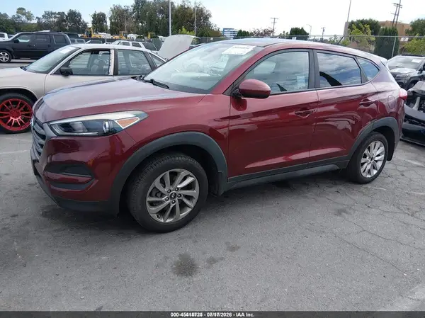 KM8J23A48GU158926 2016 HYUNDAI TUCSON - Image 2