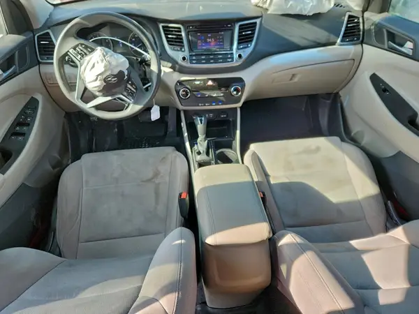 KM8J23A48GU165326 2016 HYUNDAI TUCSON - Image 8
