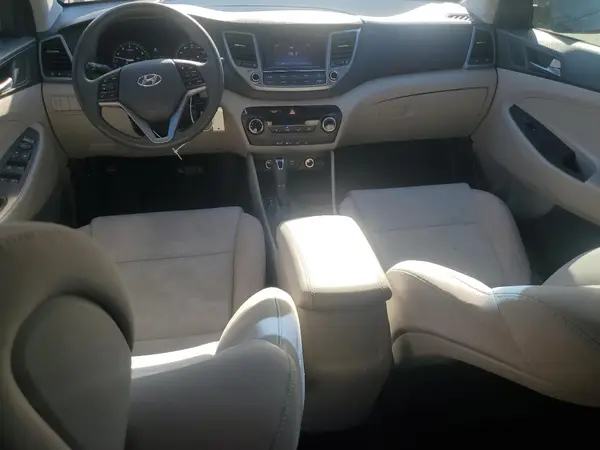 KM8J23A48GU195071 2016 HYUNDAI TUCSON - Image 8