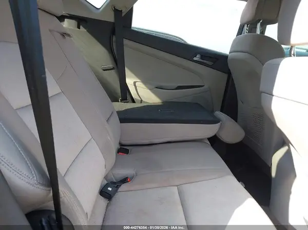 KM8J23A48GU206523 2016 HYUNDAI TUCSON - Image 8
