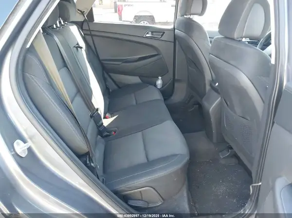 KM8J23A48GU227730 2016 HYUNDAI TUCSON - Image 8