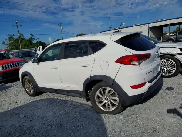 KM8J23A48GU231387 2016 HYUNDAI TUCSON - Image 2