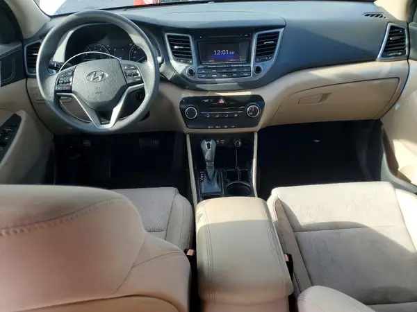 KM8J23A48GU231387 2016 HYUNDAI TUCSON - Image 8