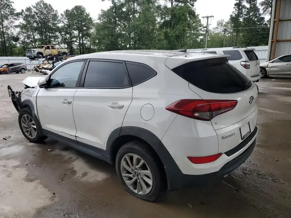 KM8J23A48GU240395 2016 HYUNDAI TUCSON - Image 2