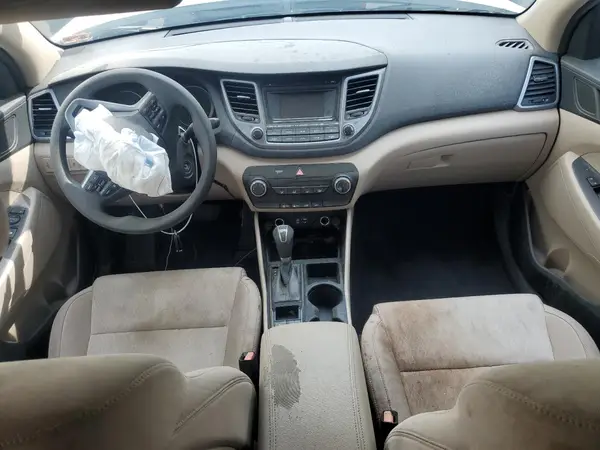 KM8J23A48GU240395 2016 HYUNDAI TUCSON - Image 8