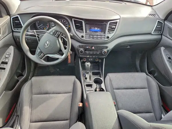 KM8J23A48HU254895 2017 HYUNDAI TUCSON - Image 8