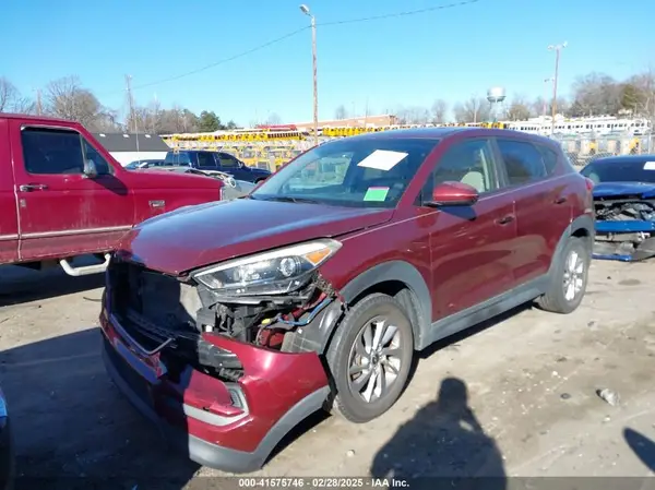 KM8J23A48HU254928 2017 HYUNDAI TUCSON - Image 2