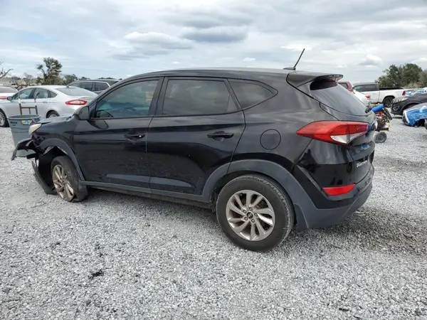 KM8J23A48HU262124 2017 HYUNDAI TUCSON - Image 2
